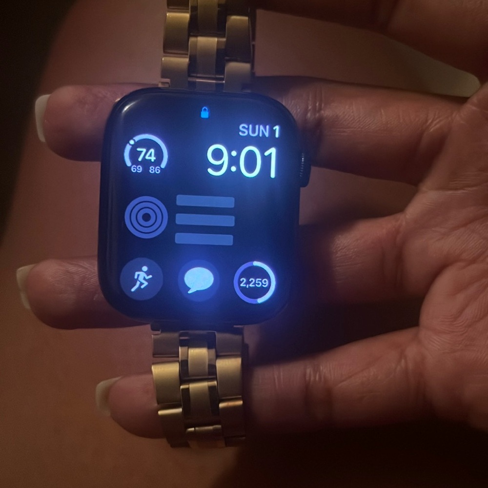 Apple Watch Series 8 (GPS Only) 45 MM